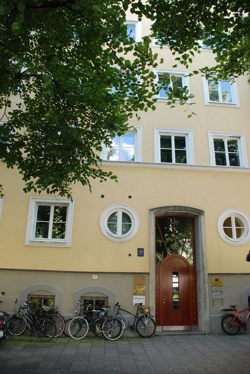 Artist Residence Schwabing Мюнхен Екстер'єр фото